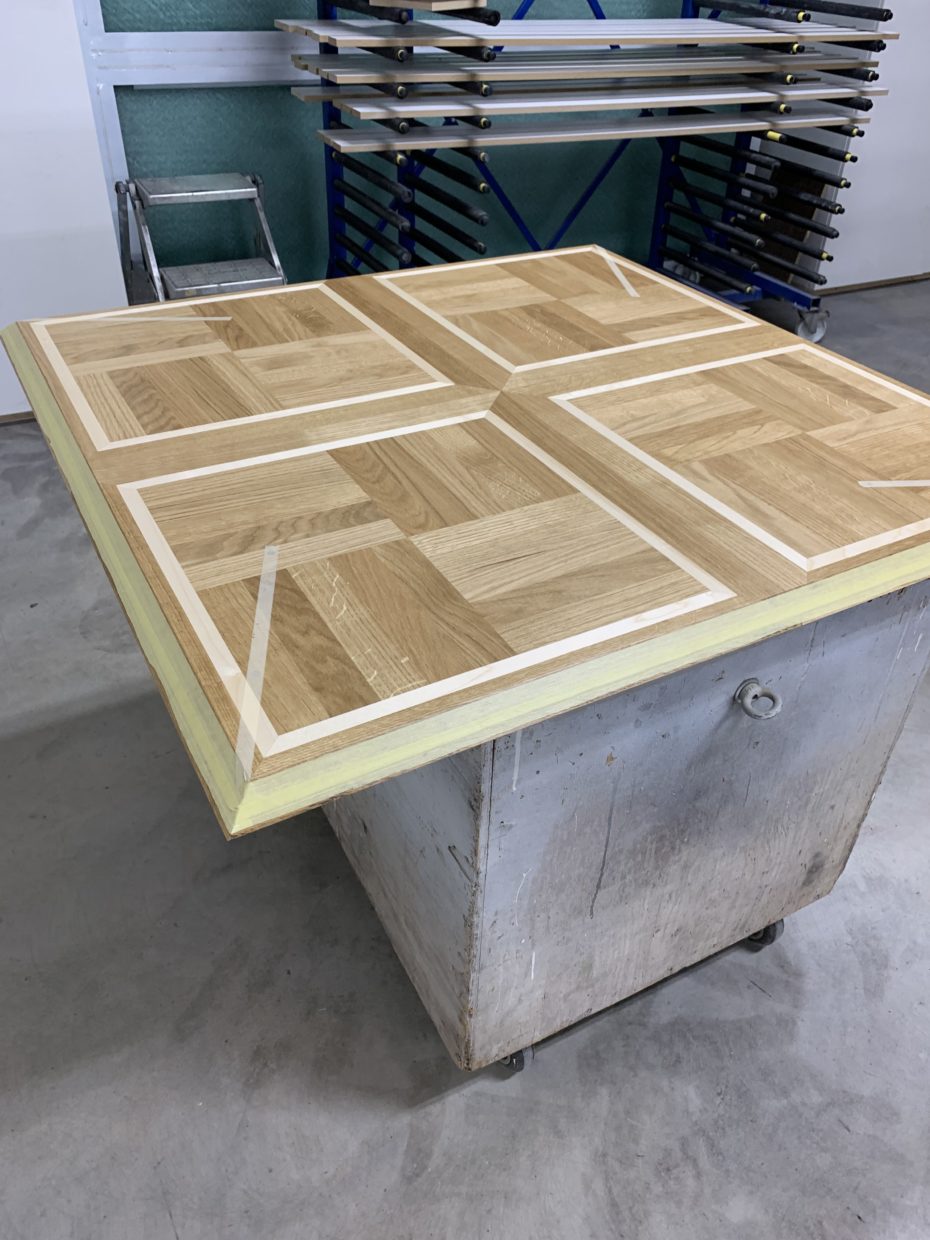 Assemblage du plateau en bois